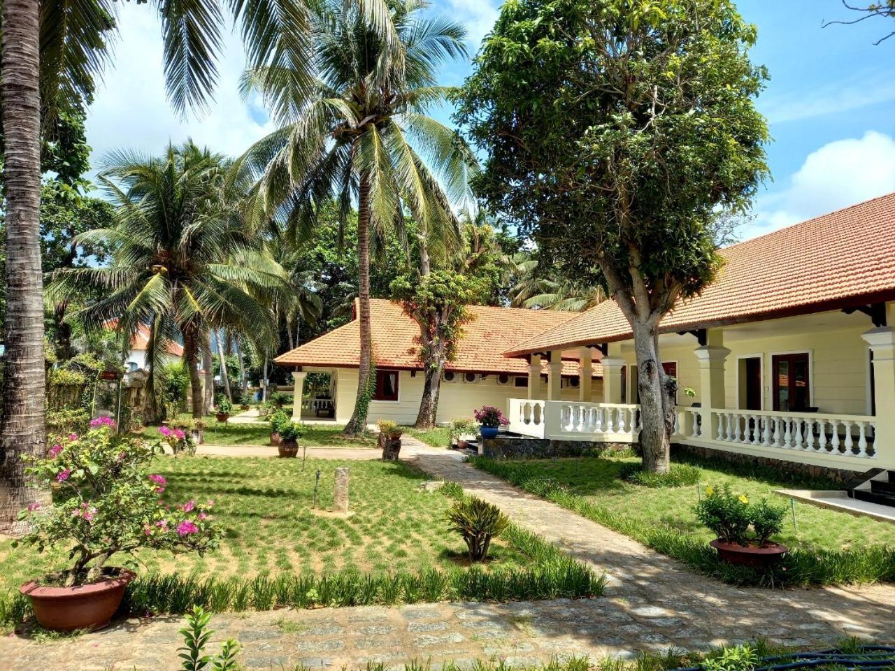 Sai Gon Con Dao Resort Bagian luar foto